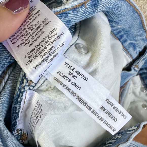 J. Crew Light Blue Slouchy Boyfriend Distressed Jeans Size 6/28 - Picture 4 of 4